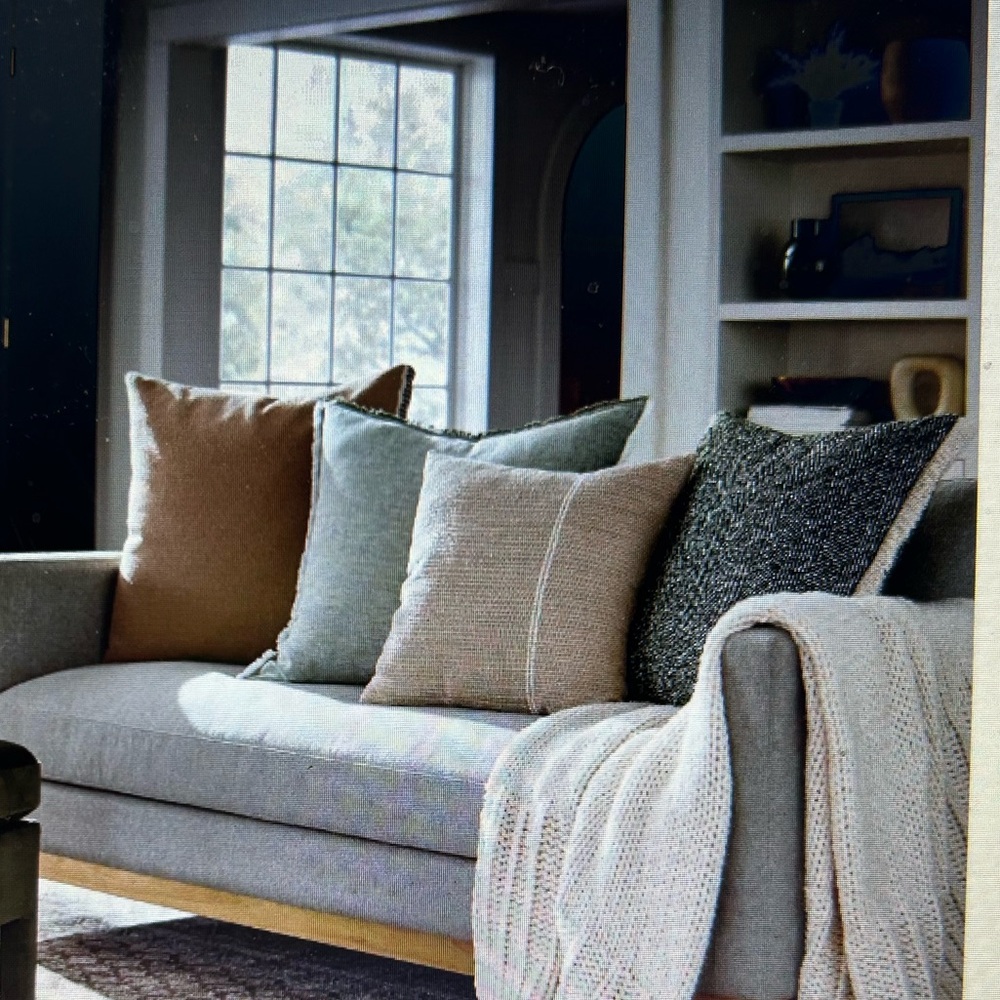 Threshold W/Studio McGee Oversized Herringbone with Frayed Edges, Black